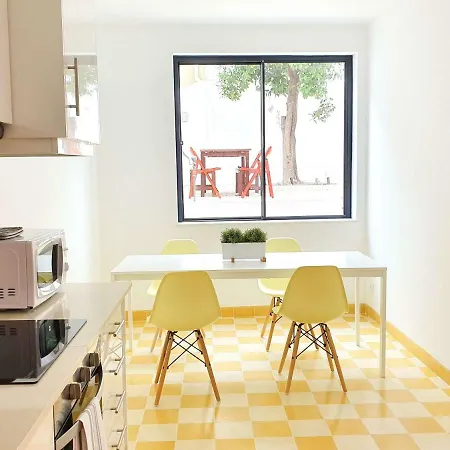 아파트 The Orange Pateo House 리스본