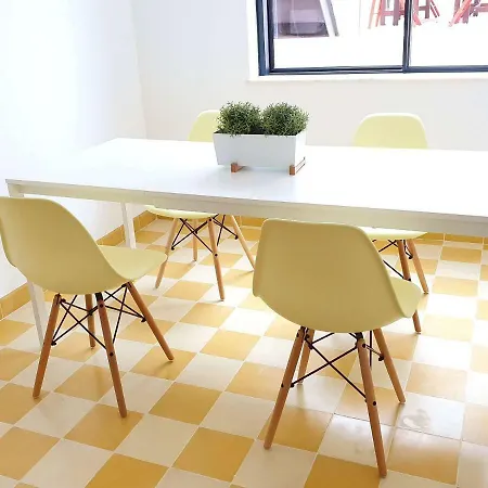 The Orange Pateo House 아파트 리스본
